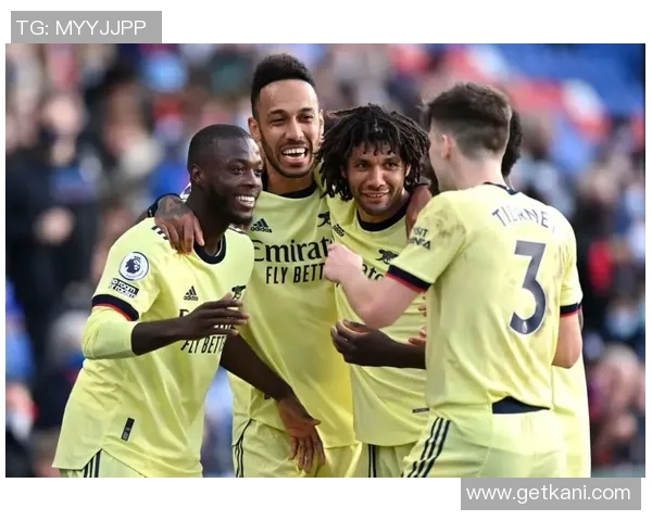 阿森纳大胜利物浦四球横扫足总杯赛场引发热烈讨论