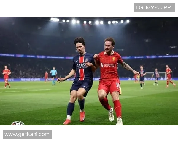 足总杯激战：利物浦逆转巴黎圣日耳曼精彩瞬间引发全场沸腾